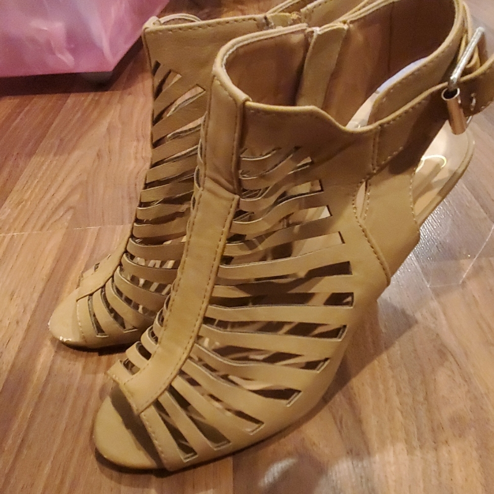Wedges - Picture 4 of 5